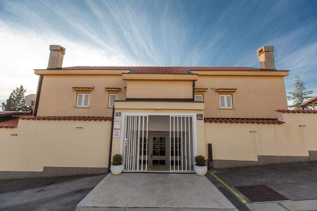 Apartments Casa Mia Dramalj Luaran gambar